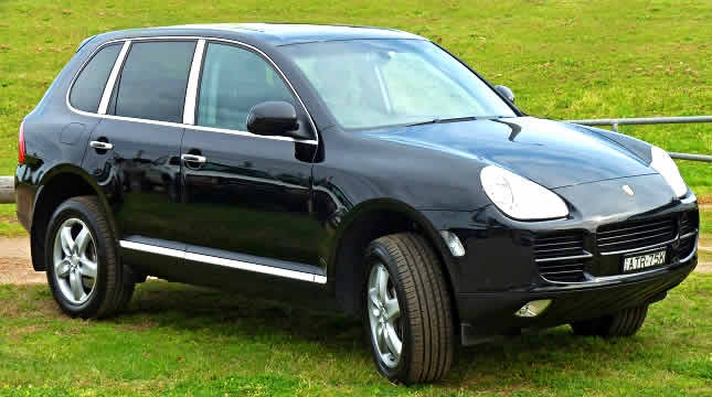 Get everything you want with the luxury Porsche Cayenne