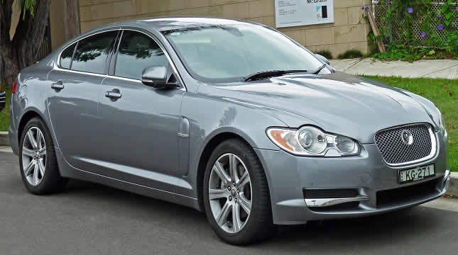 The JAGUAR XF that is a powerful sports saloon model