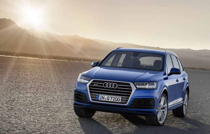 Rent Audi Q7