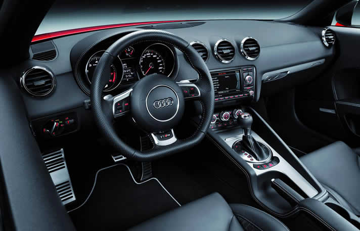 Audi TT RS inside