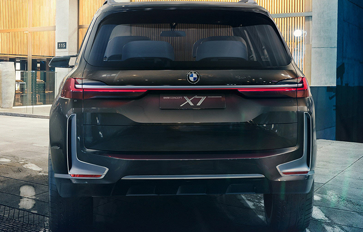 BMW-X7