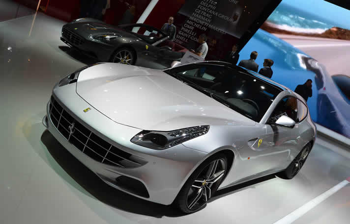 FERRARI FF hire