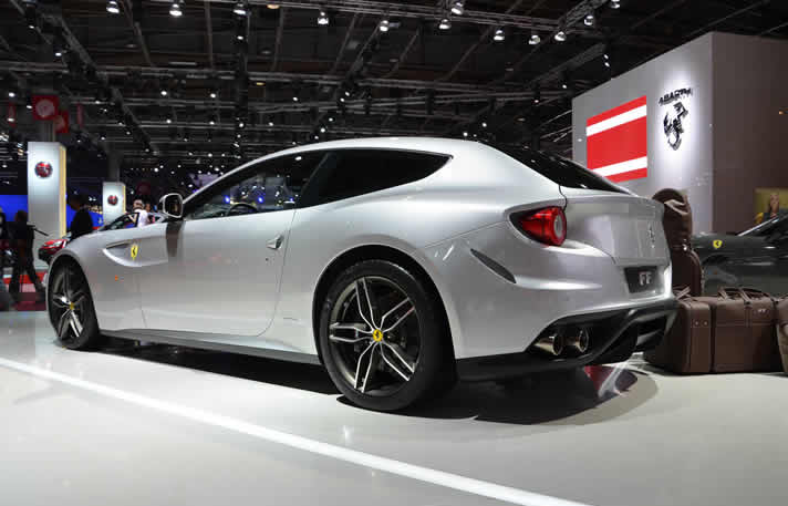 FERRARI FF