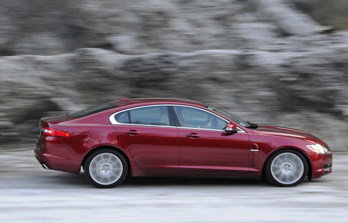 Jaguar XF 