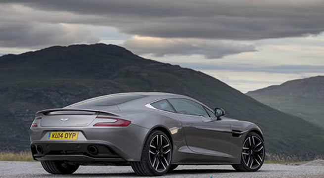 Discover Barcelona by driving an Aston Martin Vanquish